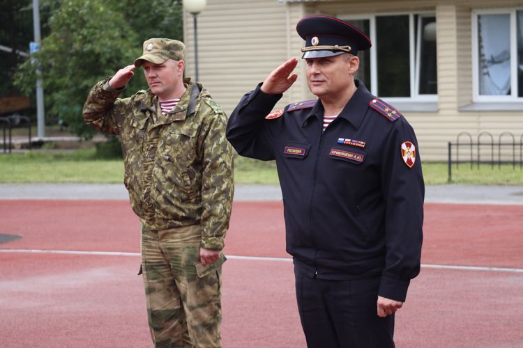 В рамках акции «День спорта с Росгвардией» в Главном управлении Росгвардии прошел спортивный праздник, посвященный Дню физкультурника