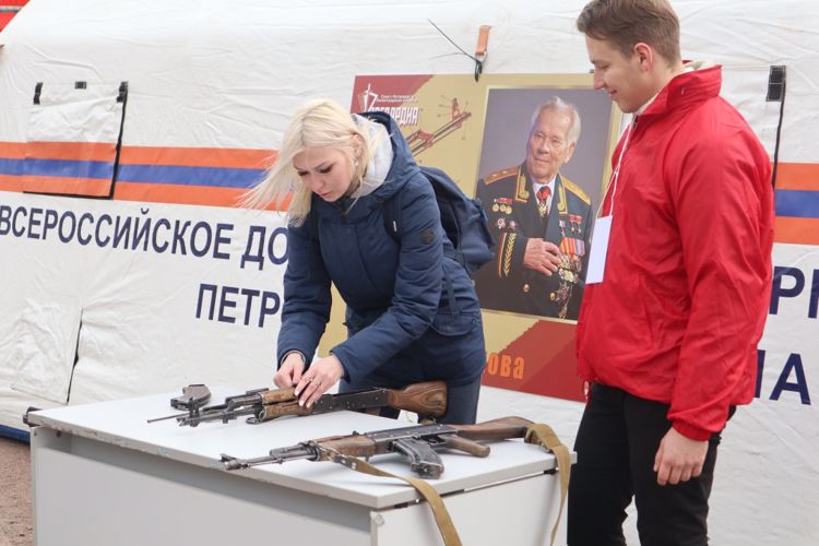 В Санкт-Петербурге в рамках III Всероссийской акции Росгвардии прошел Фестиваль «Безопасный город»