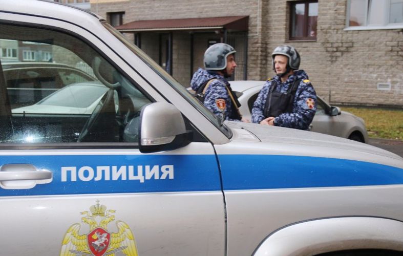 В Приморском районе сотрудники вневедомственной охраны задержали рецидивиста, находящегося в розыске