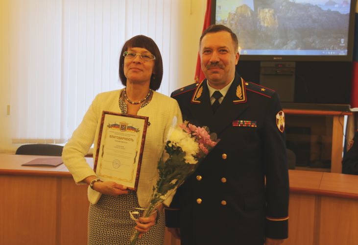 В Управлении вневедомственной охраны ВНГ РФ по г.Санкт-Петербургу и Ленинградской области поздравили ветеранскую организацию