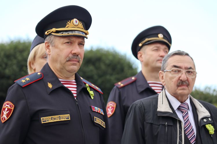 Сотрудники Главного управления Росгвардии почтили память погибших жителей и защитников Ленинграда