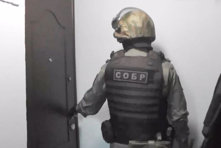 Сотрудники петербургского СОБРа оказали содействие полиции Московской области в пресечении деятельности группы лиц, подозреваемых в мошенничестве