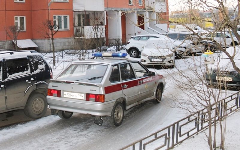 В Приморском районе сотрудники Росгвардии задержали правонарушителя, находящегося в федеральном розыске