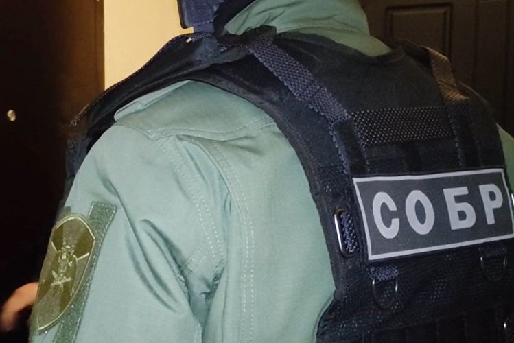 В Кудрово при поддержке СОБР «Гранит» задержан гражданин, подозреваемый в призывах к массовым беспорядкам