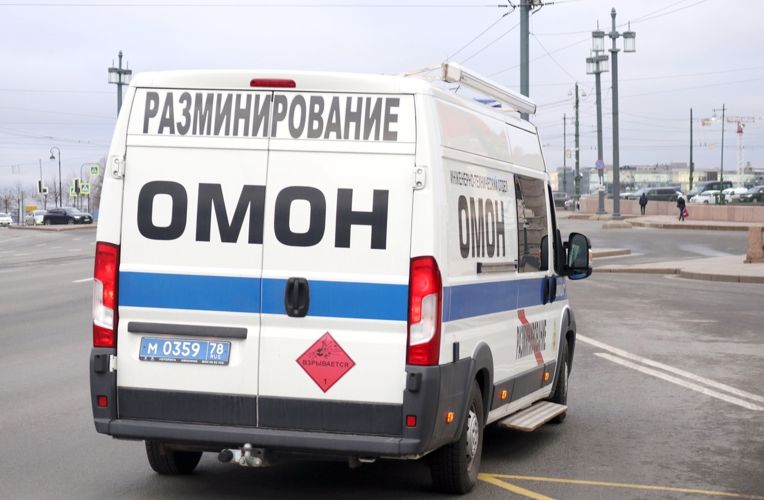 Взрывотехники ОМОН обезвредили боеприпас времён войны, обнаруженный при строительстве дороги в Красногвардейском районе
