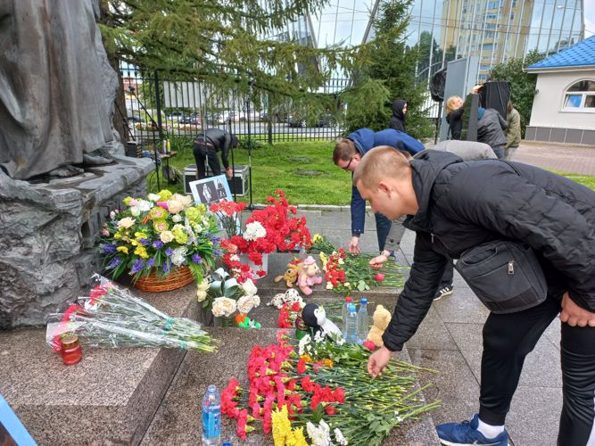 В Санкт-Петербурге и Ленинградской области сотрудники вневедомственной охраны провели мероприятия, посвященные Дню солидарности в борьбе с терроризмом