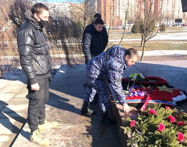 Сотрудники вневедомственной охраны провели памятные мероприятия, посвященные Дню войск национальной гвардии Российской Федерации