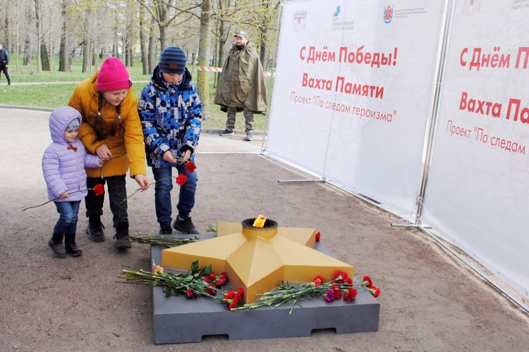 Сотрудники вневедомственной охраны приняли участие в патриотической акции "Вахта Памяти"