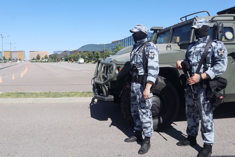 Cотрудники Росгвардии обеспечивают безопасность проведения X Петербургского международного юридического форума