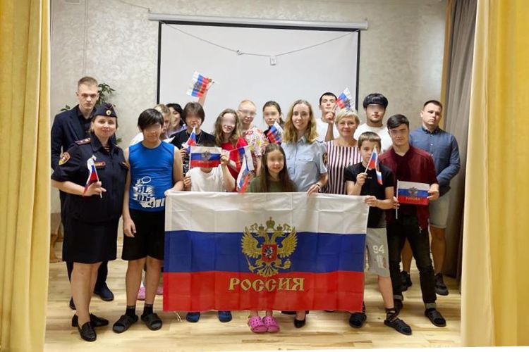 Сотрудники вневедомственной охраны Центрального района посетили социальный приют для детей «Транзит»