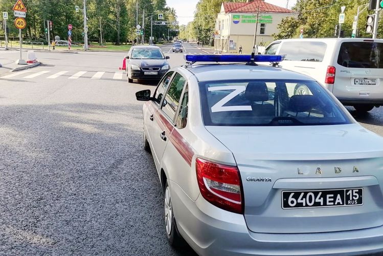 В Зеленогорске наряд Росгвардии первым оказался на месте ДТП и пришел на помощь пострадавшему пешеходу