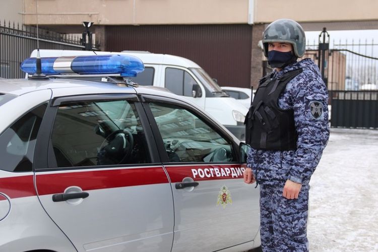 Сотрудники Росгвардии предотвратили пожар на охраняемом объекте на проспекте Обуховской обороны