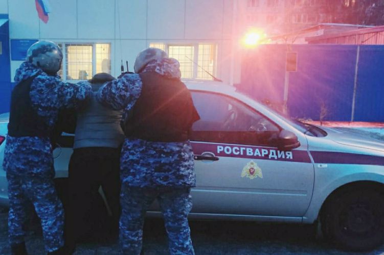 В Приозерске сотрудники Росгвардии задержали разыскиваемого правонарушителя