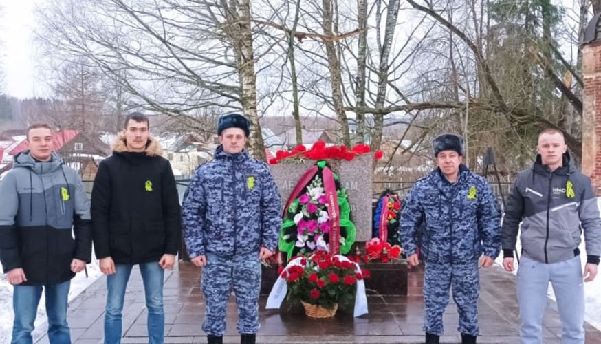 В Ленинградской области сотрудники Росгвардии приняли участие в мероприятиях, посвящённых 80-летию прорыва блокады Ленинграда