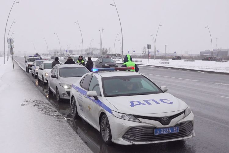 В Московском районе сотрудники ОМОН Росгвардии обеспечили проведение полицией профилактического рейда