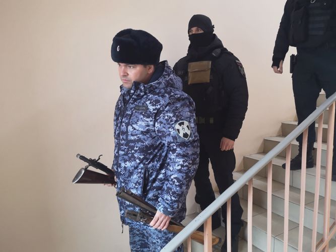 В Санкт-Петербурге сотрудники Росгвардии проводят профилактические мероприятия в области оборота гражданского оружия