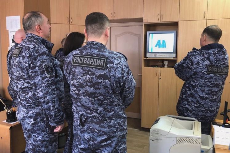 В Санкт-Петербурге и Ленинградской области сотрудники Росгвардии посмотрели послание президента России Федеральному собранию