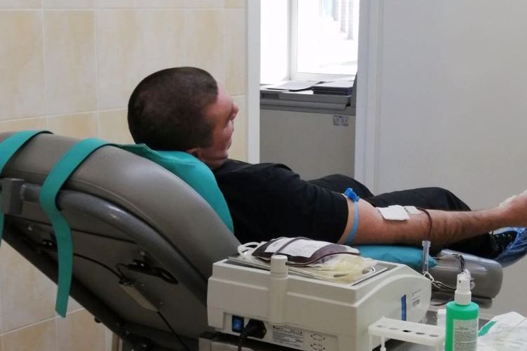 В Санкт-Петербурге сотрудники транспортного ОМОН Росгвардии добровольно сдали кровь для пациентов онкологического центра