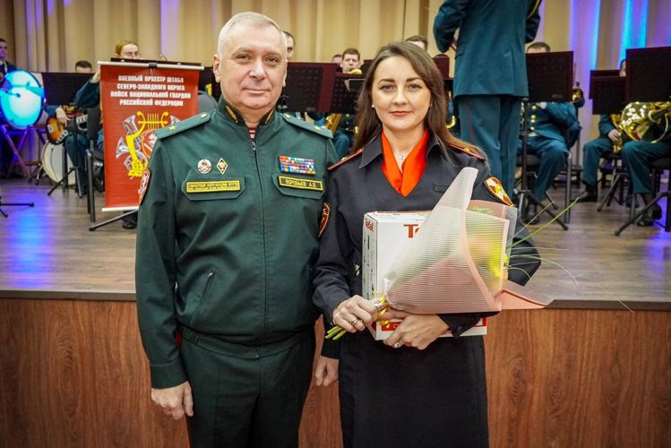 В Санкт-Петербурге отметили 54-ю годовщину образования подразделений лицензионно-разрешительной работы и государственного контроля Росгвардии