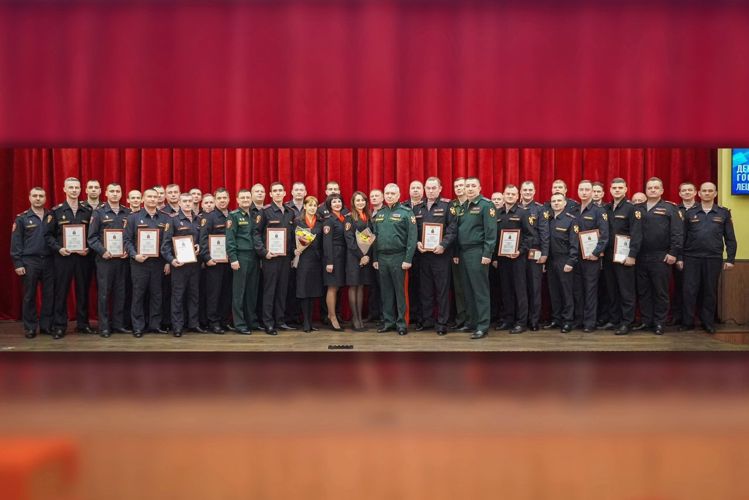 В Санкт-Петербурге отметили 54-ю годовщину образования подразделений лицензионно-разрешительной работы и государственного контроля Росгвардии