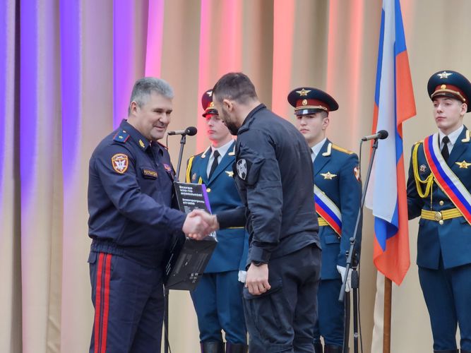 Петербургский СОБР «Гранит» Росгвардии поздравили с 30-летием со дня образования