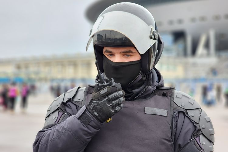 Сотрудники и военнослужащие Росгвардии обеспечили правопорядок во время футбольного матча между сборными России и Ирака