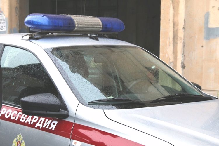 В Кировском районе наряд Росгвардии задержал участника драки, произошедшей между двумя водителями