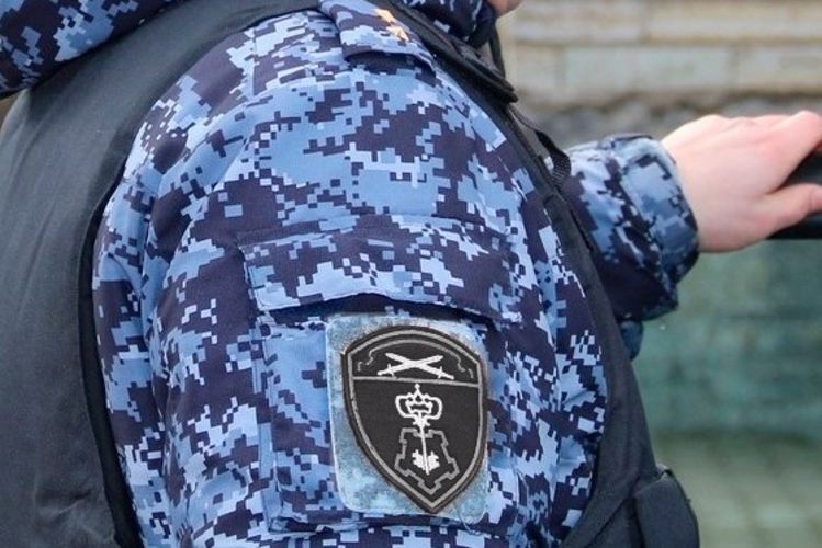 Сотрудники Росгвардии задержали работника табачной фабрики по подозрению в краже