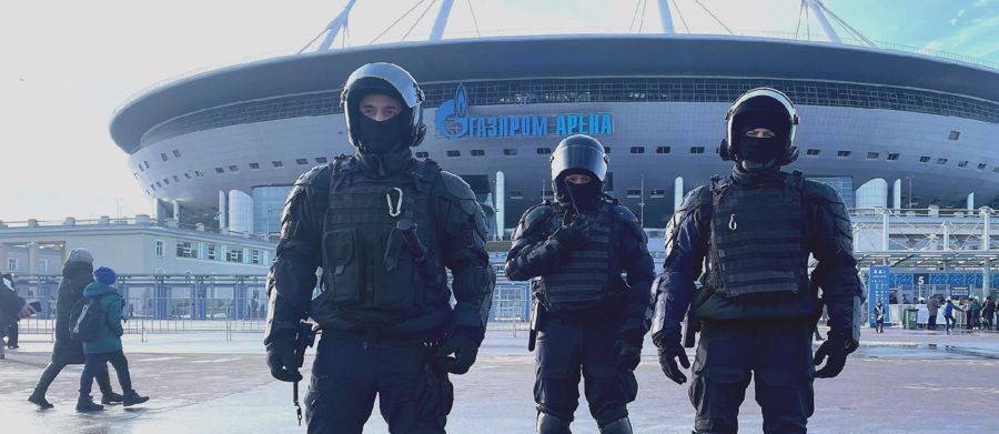 Сотрудники Росгвардии обеспечили правопорядок во время матча между футбольными командами «Зенит» и «Пари НН»