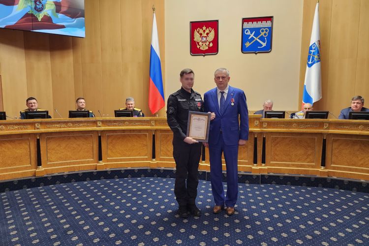 В преддверии Дня войск национальной гвардии Российской Федерации состоялся торжественный прием губернатора Ленинградской области