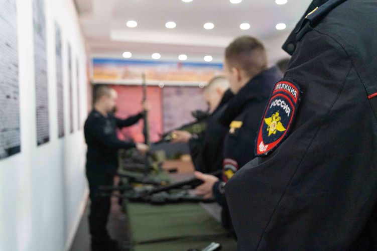В ОМОН «Бастион» провели занятие для курсантов Санкт-Петербургского университета МВД России