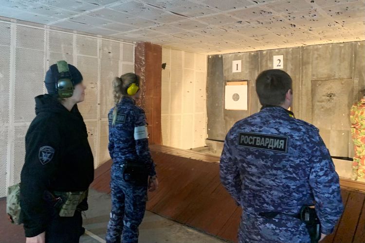 В региональном Управлении вневедомственной охраны ВНГ России прошел чемпионат по стрельбе
