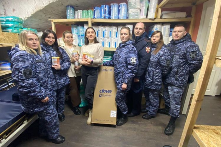 Сотрудники Росгвардии оказали благотворительную поддержку подопечным хосписа «Бумажная птица»