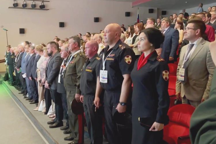 В Кронштадте представители ГУ Росгвардии приняли участие в X Молодёжном патриотическом форуме