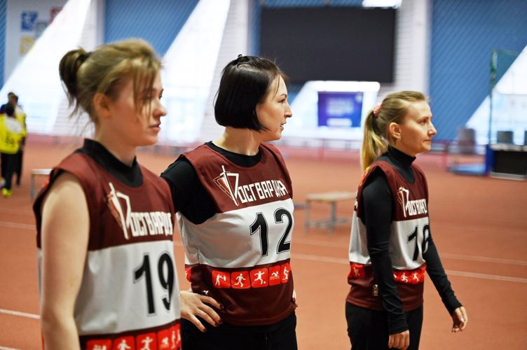 Сотрудникам вневедомственной охраны Петроградского района вручили «золотые» значки ГТО