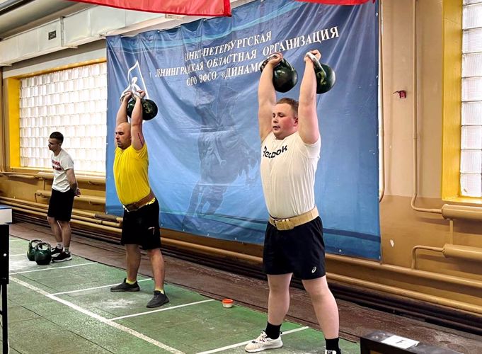 Сборная команда с участием сотрудников ГУ Росгвардии заняла 3-е место на чемпионате общества «Динамо» по гиревому спорту