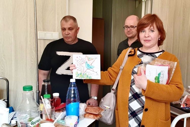 Ветераны транспортного ОМОН «Балтика» Росгвардии навестили в госпитале раненых военнослужащих – участников СВО