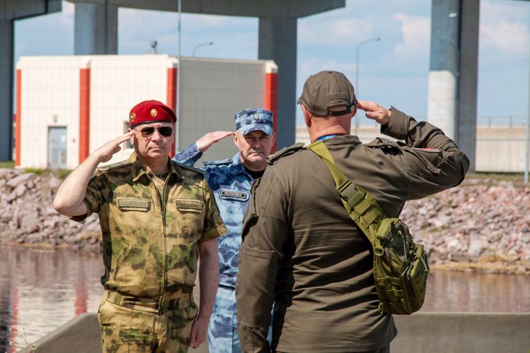 В Санкт-Петербурге Росгвардия провела тактико-специальные занятия на территории комплекса защитных сооружений от наводнений