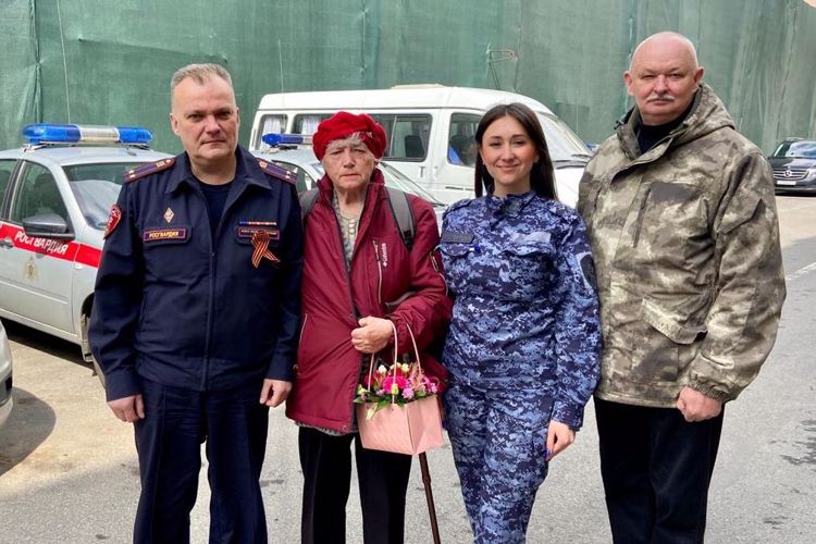 В Адмиралтейском районе сотрудники Росгвардии провели мероприятия, посвящённые Дню Победы