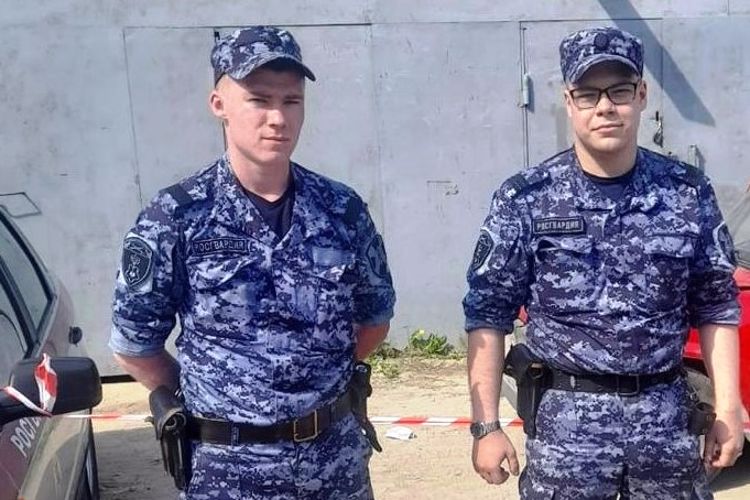 В Приморском районе сотрудники Росгвардии разыскали подростка, сбежавшего из социального центра