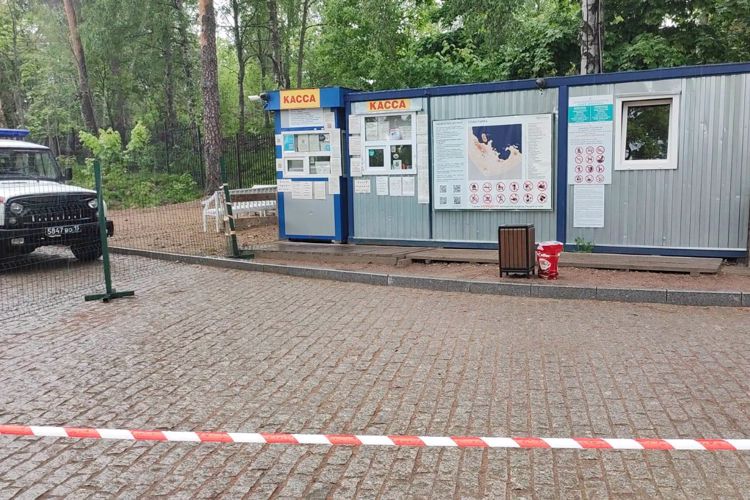 В Выборге сотрудники Росгвардии задержали посетительницу парка Монрепо, оставившую у входа пакет с патронами