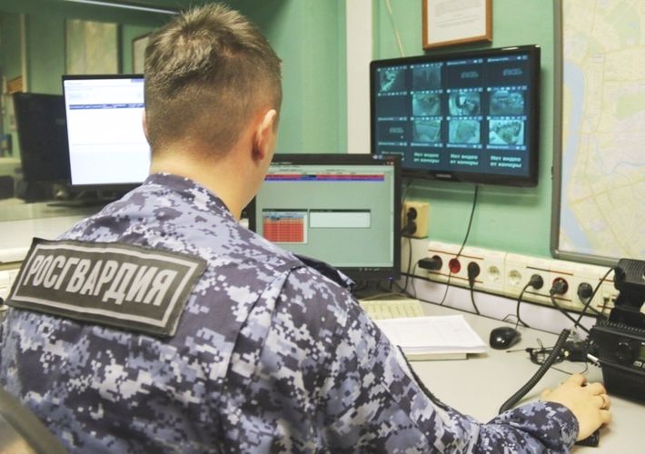 В Кировском районе сотрудники вневедомственной охраны задержали рецидивиста, совершившего кражу из магазина