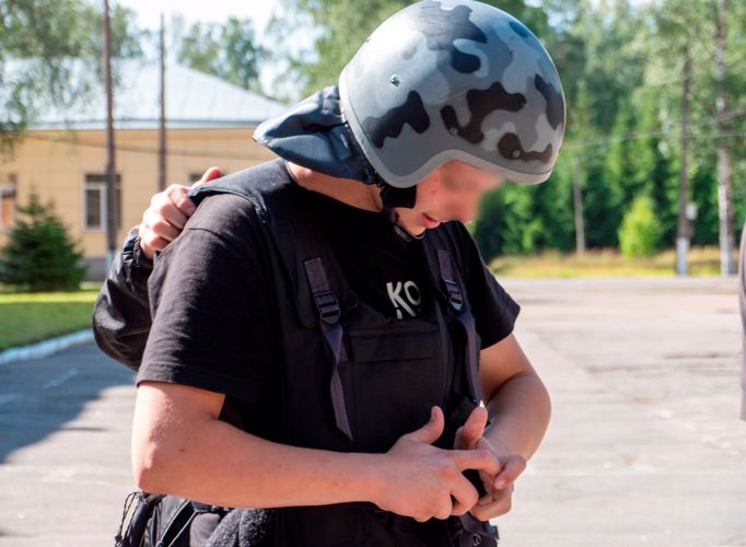 В Московском районе сотрудники Росгвардии провели информационно-ознакомительное мероприятие для подростков
