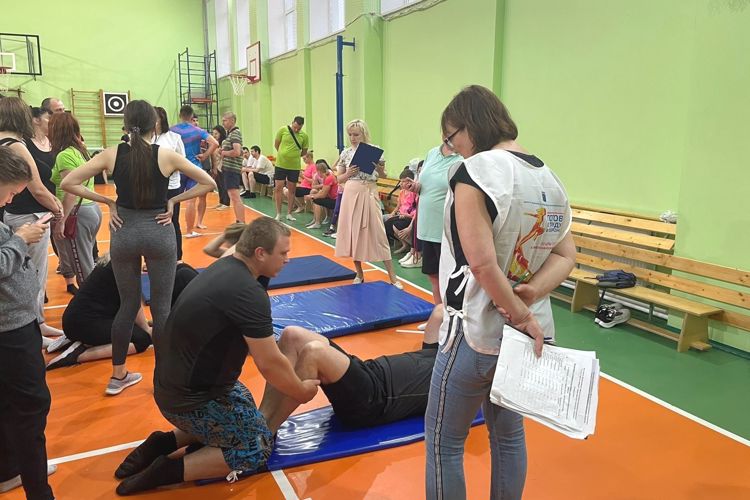 В Киришах сотрудники Росгвардии присоединились к физкультурно-спортивному движению «Готов к труду и обороне»