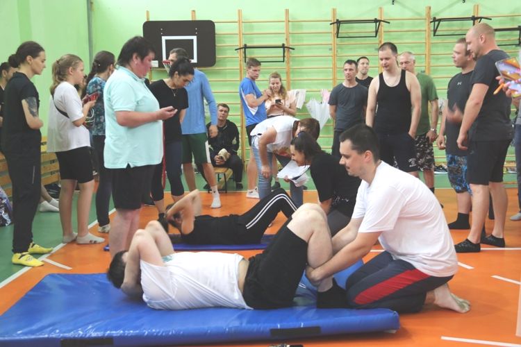 В Киришах сотрудники Росгвардии присоединились к физкультурно-спортивному движению «Готов к труду и обороне»