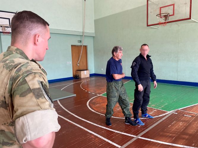 В ГУ Росгвардии прошли учебные сборы с внештатными инструкторами по боевым приемам и приемам боевого самбо