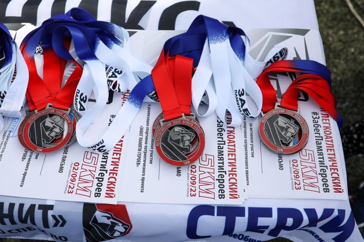 В Санкт-Петербурге прошёл ежегодный легкоатлетический забег памяти Героя России Владимира Усачёва