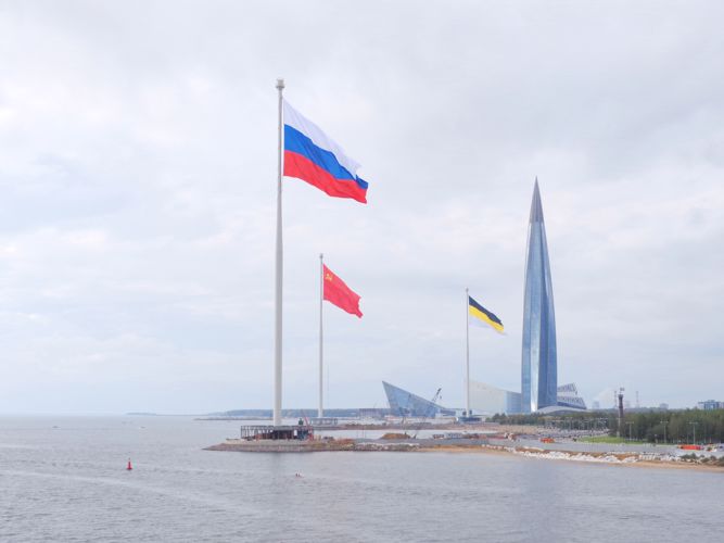 Сотрудники и военнослужащие ГУ Росгвардии приняли участие в обеспечении правопорядка при проведении футбольного матча "Зенит"-"Локомотив"