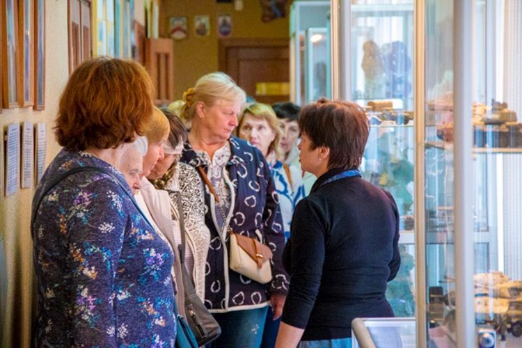 В Санкт-Петербурге сотрудники Росгвардии провели мероприятия, посвященные Международному дню пожилых людей