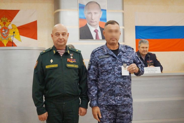 В Санкт-Петербурге командующий Северо-Западным округом Росгвардии поздравил личный состав территориального органа с днем образования